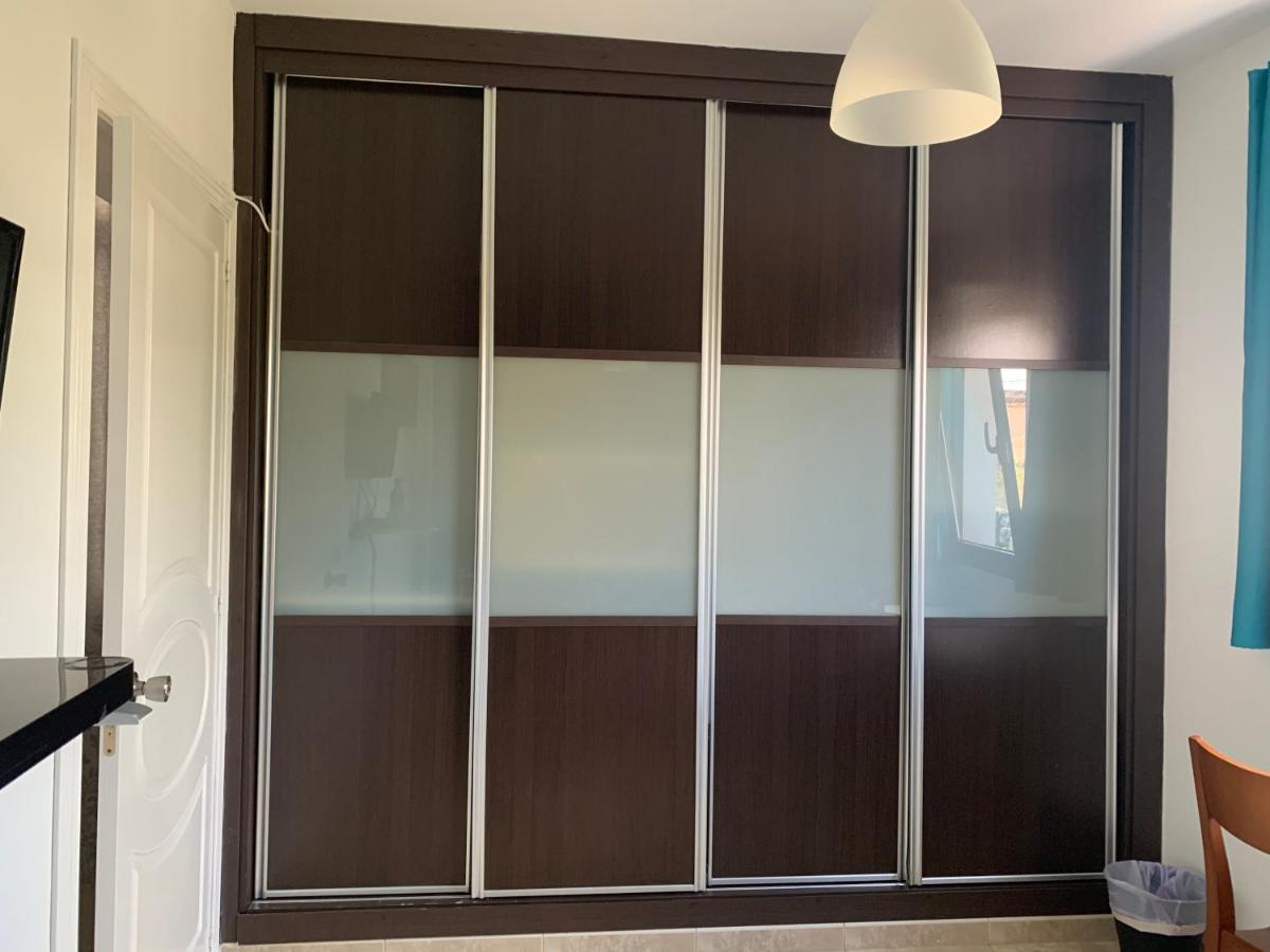 Habitaciones Tia Ela Яйса Екстериор снимка
